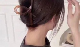 网红大夹子夹头发教程